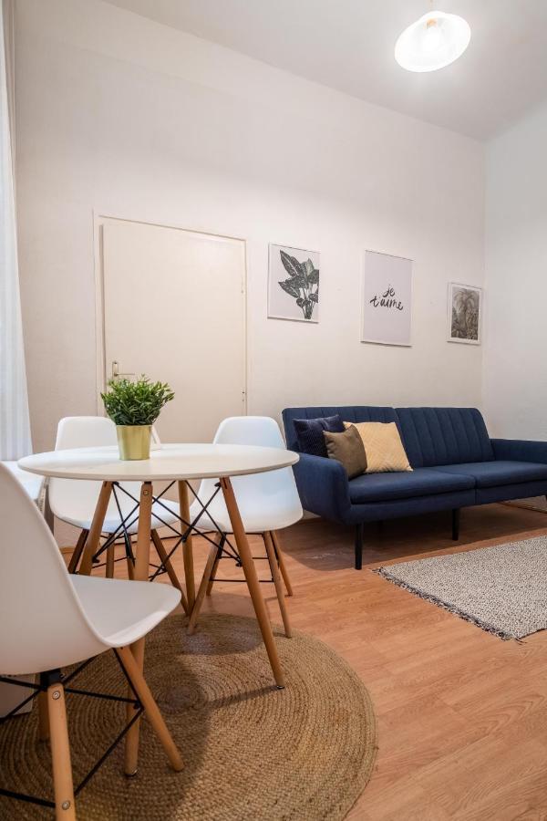 Very Central 1-br Apt With Patio Apartmán Budapešť