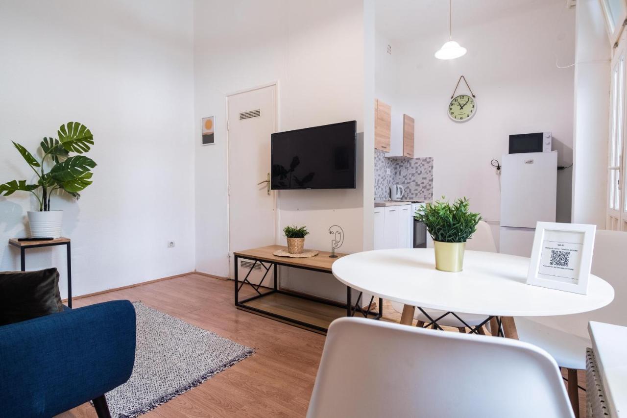 Apartmán Very Central 1-br Apt With Patio Budapešť